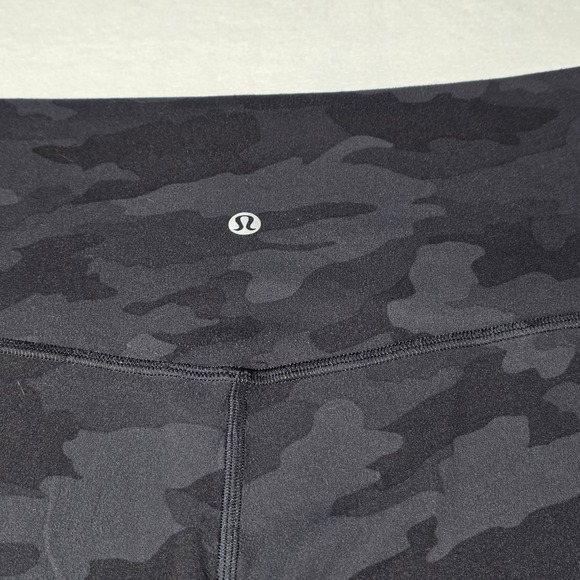 Womens Lululemon Camo Print Black/Grey Leggings Yoga Workout Gym Sz 12 - Picture 2 of 8